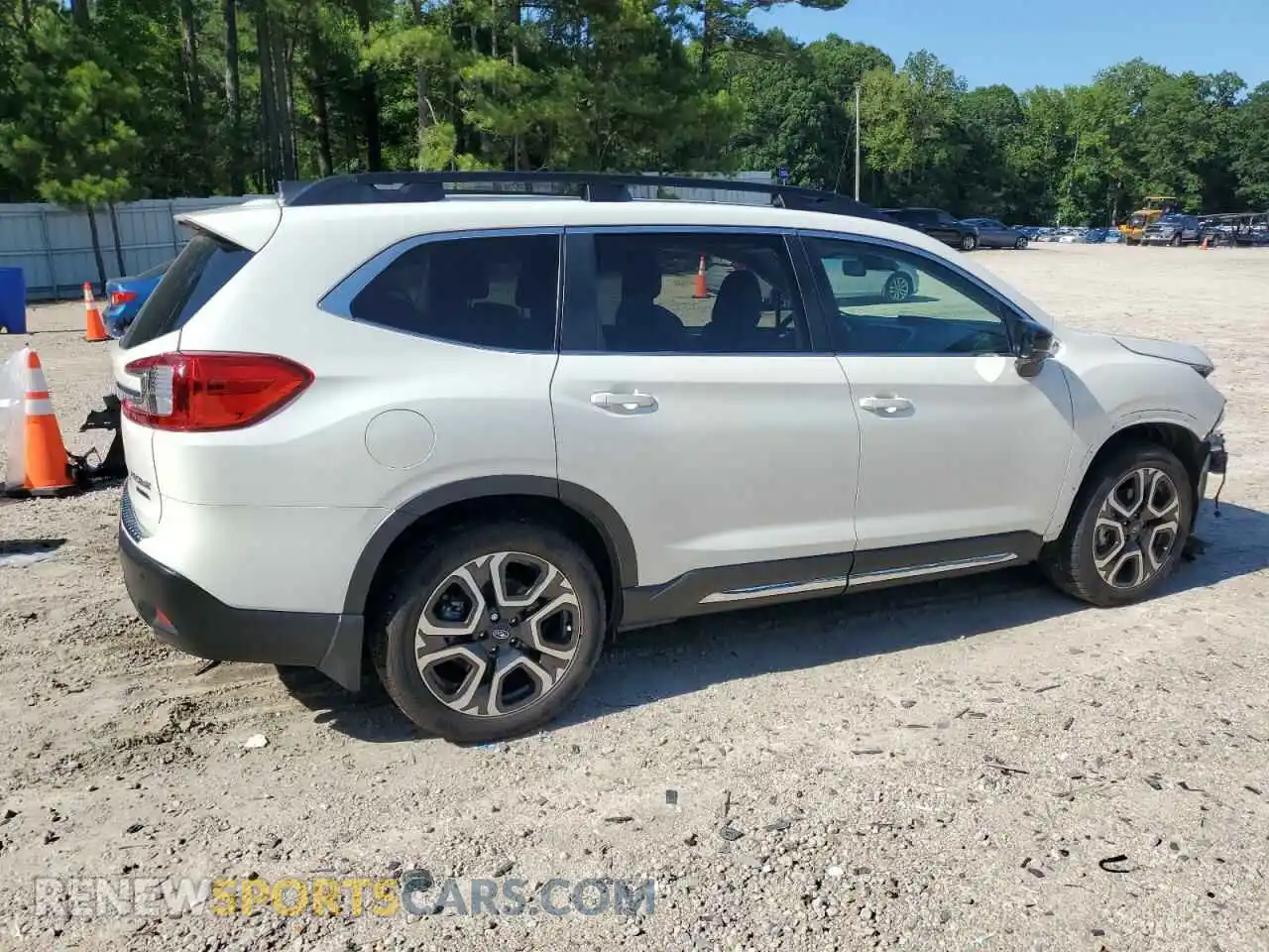 3 Photograph of a damaged car 4S4WMARD9R3424519 SUBARU ASCENT 2024