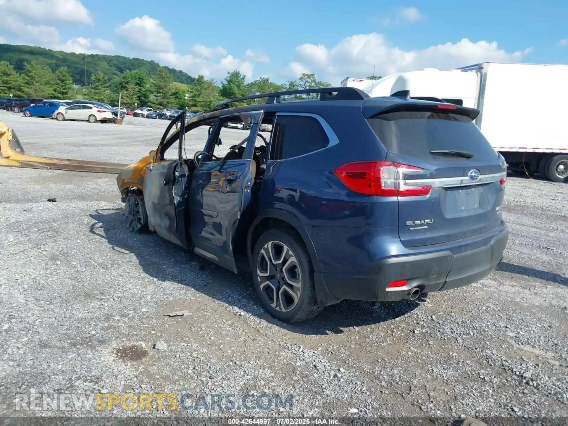 3 Photograph of a damaged car 4S4WMASD3R3435848 SUBARU ASCENT 2024