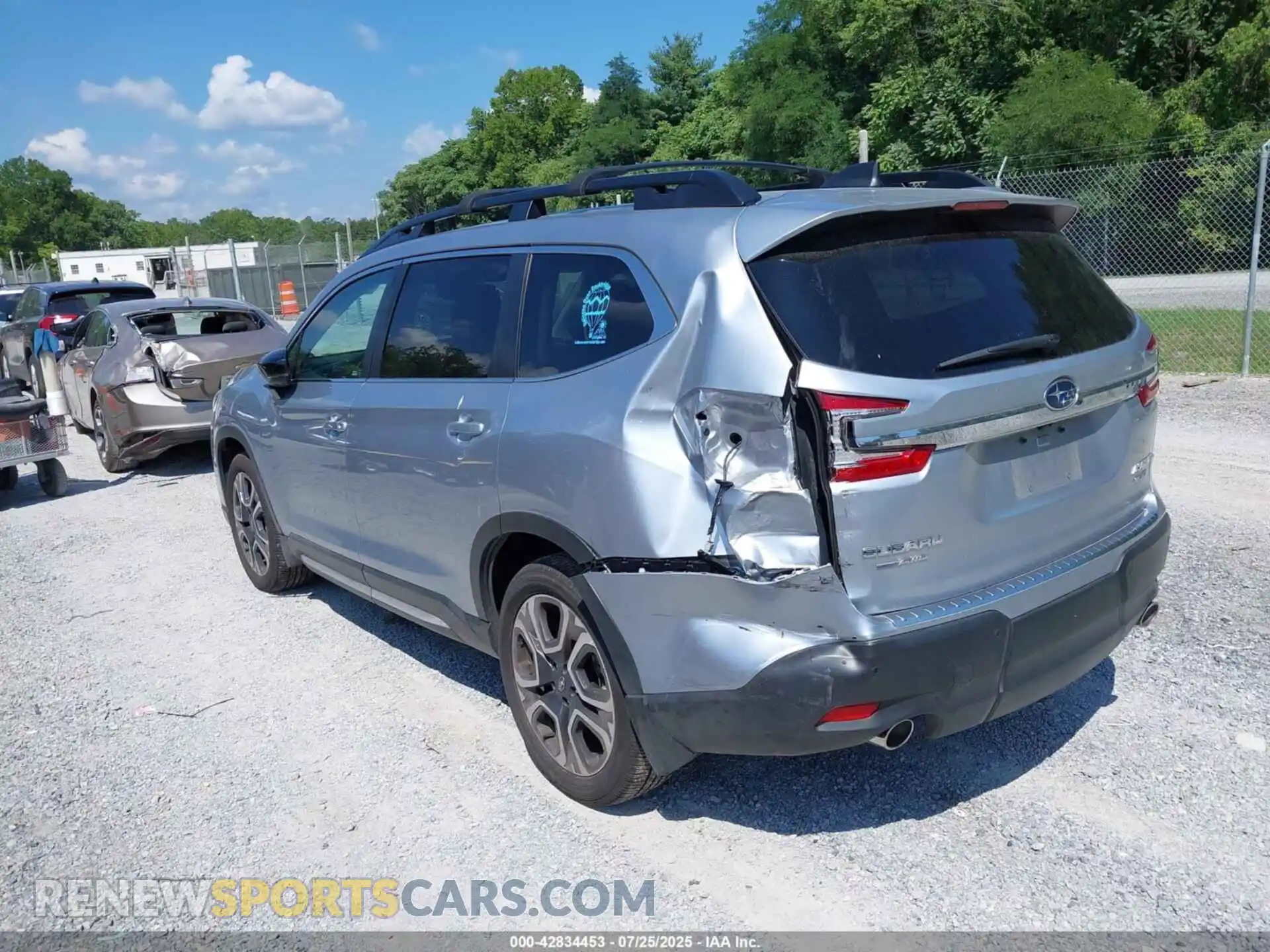 3 Photograph of a damaged car 4S4WMAUD1R3430712 SUBARU ASCENT 2024