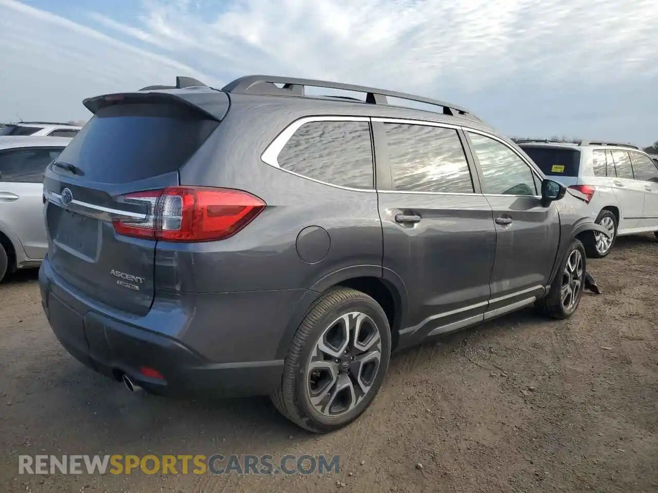 3 Photograph of a damaged car 4S4WMAUD2R3457644 SUBARU ASCENT 2024