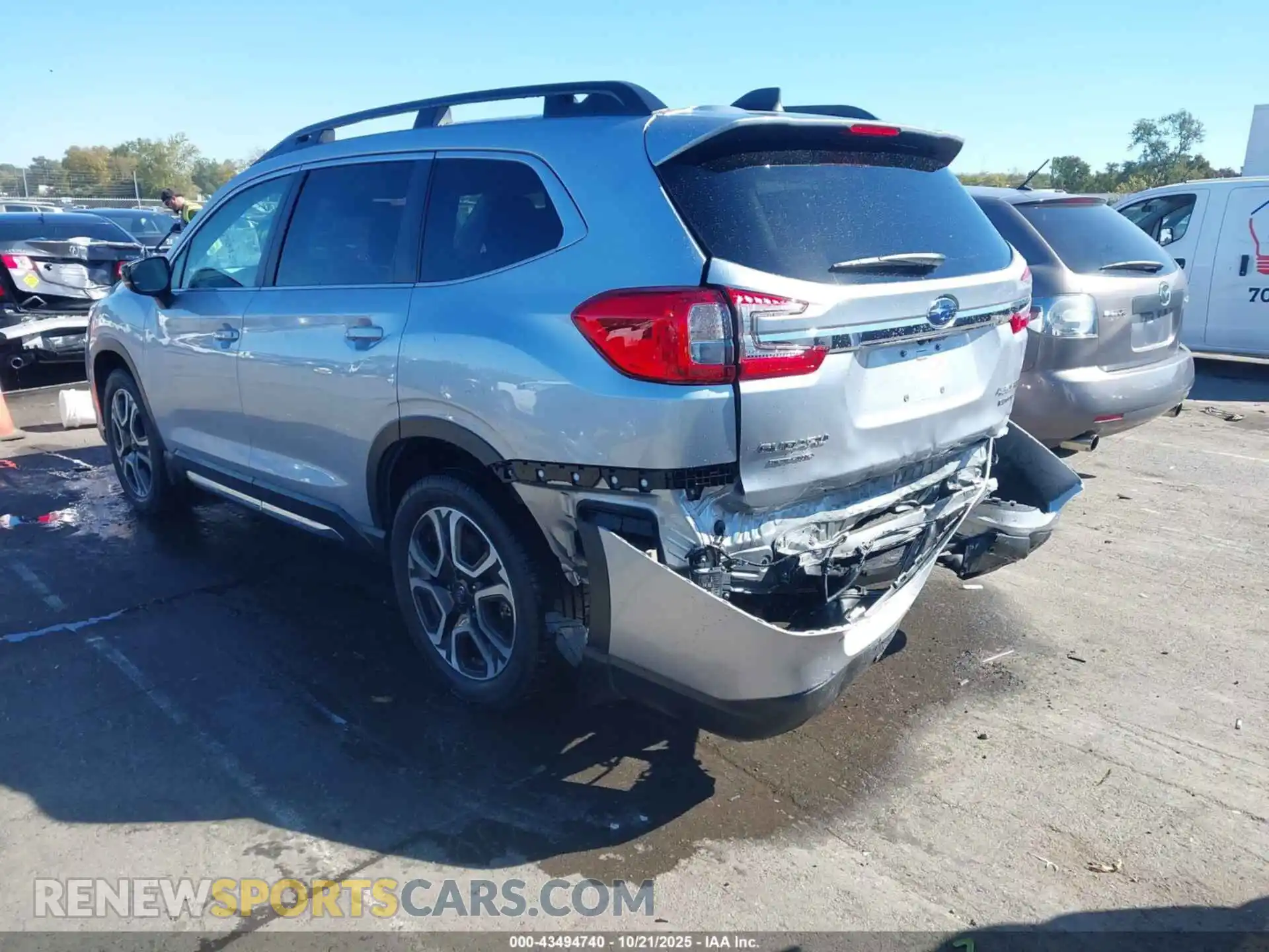 3 Photograph of a damaged car 4S4WMAUD4R3463901 SUBARU ASCENT 2024
