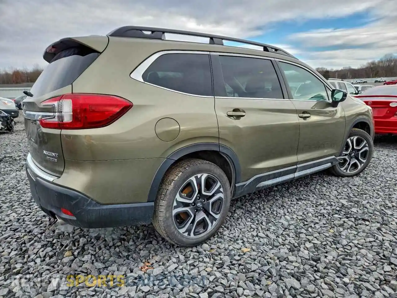 3 Photograph of a damaged car 4S4WMAUD5R3416070 SUBARU ASCENT 2024