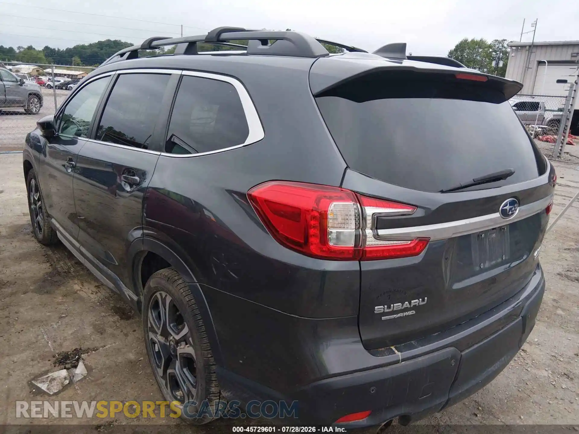 3 Photograph of a damaged car 4S4WMAUD6R3404462 SUBARU ASCENT 2024