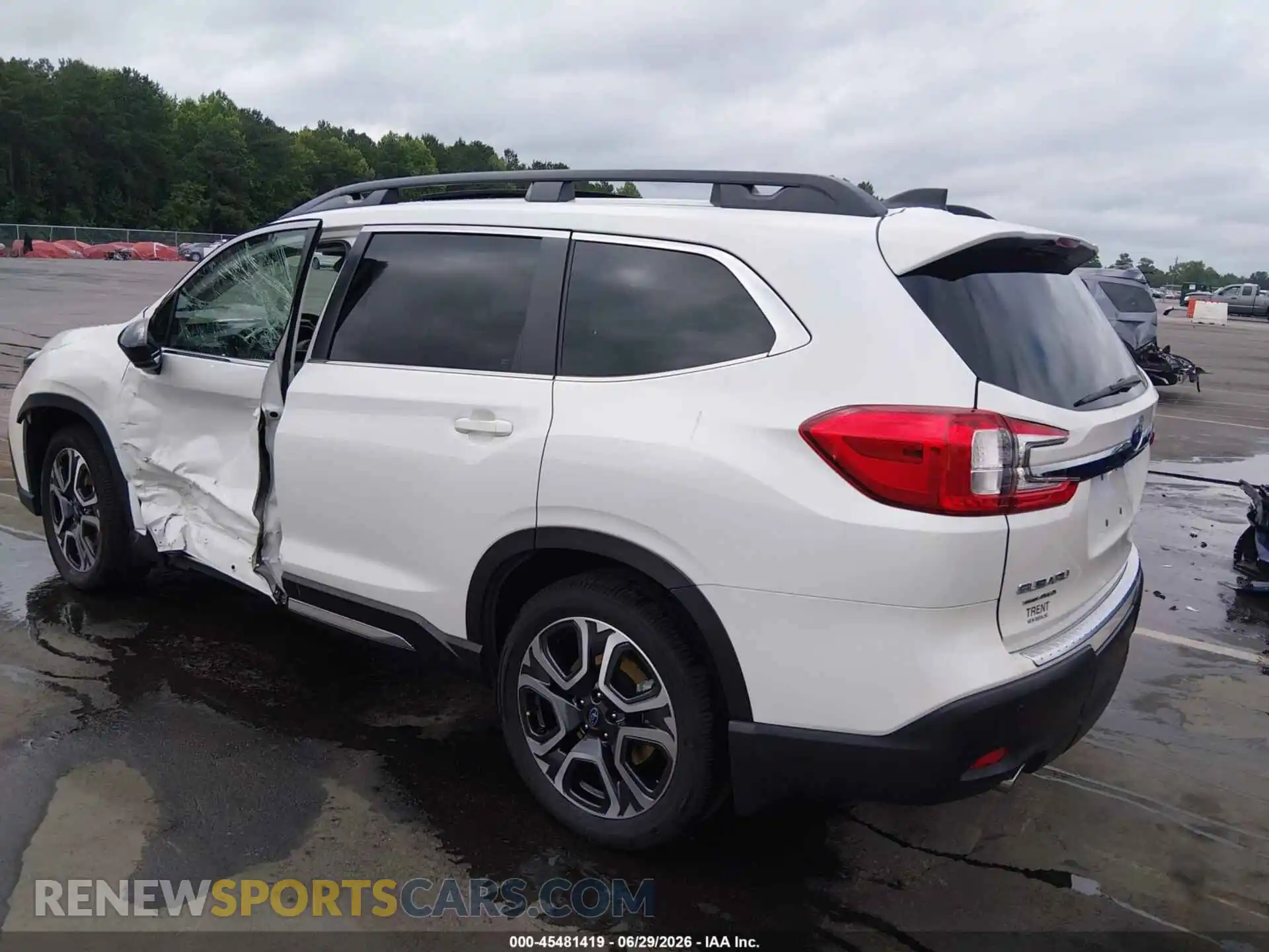 3 Photograph of a damaged car 4S4WMAUD7R3420279 SUBARU ASCENT 2024