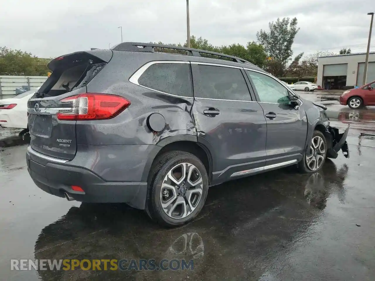 3 Photograph of a damaged car 4S4WMAUD8R3436460 SUBARU ASCENT 2024