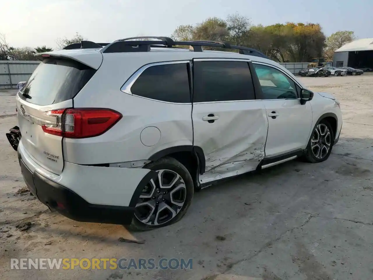 3 Photograph of a damaged car 4S4WMAUDXR3412662 SUBARU ASCENT 2024