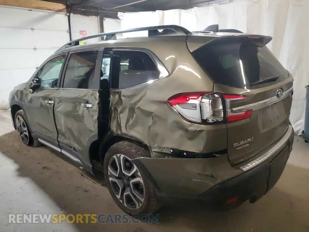 2 Photograph of a damaged car 4S4WMAWD1R3418718 SUBARU ASCENT 2024