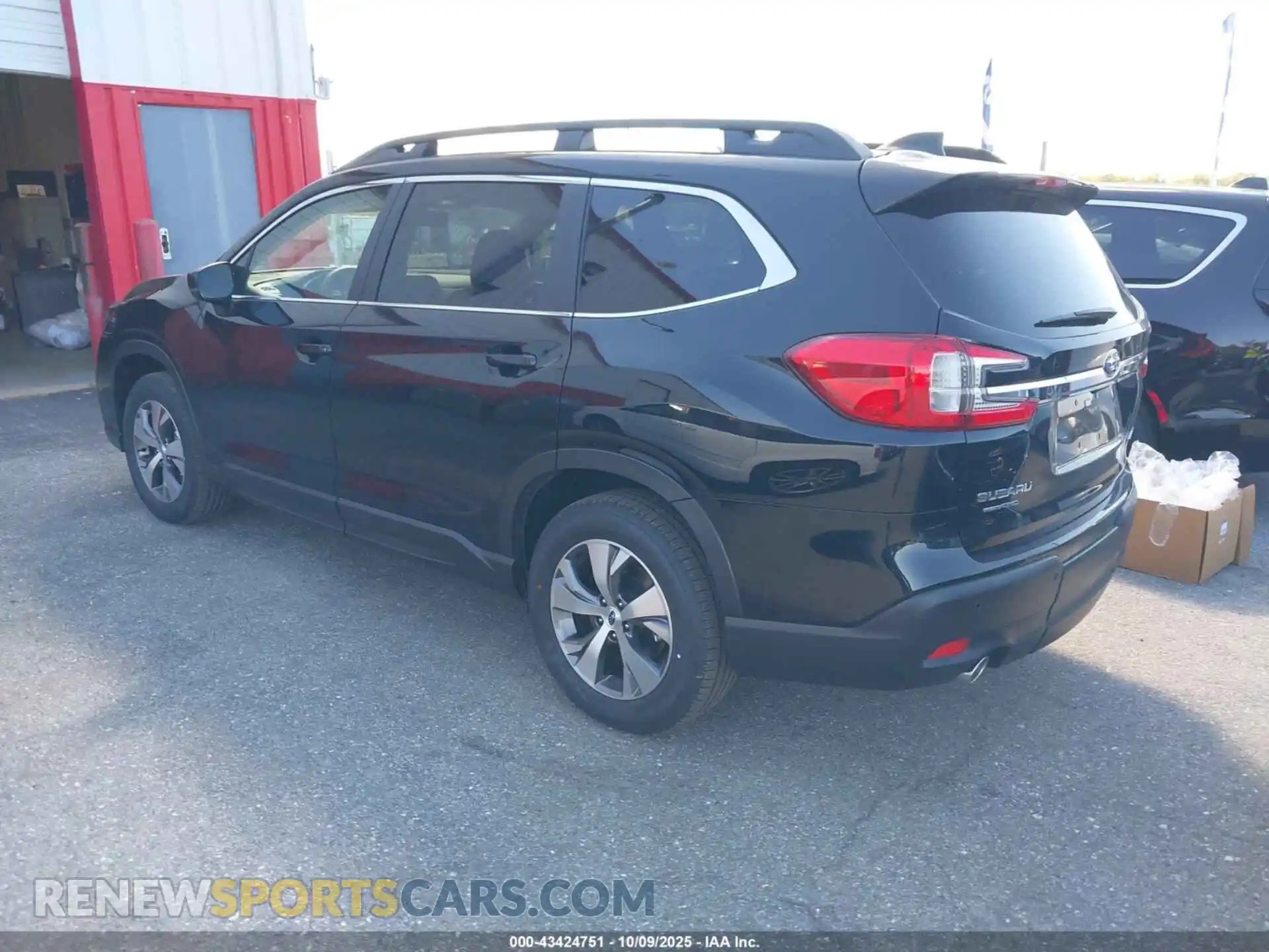 3 Photograph of a damaged car 4S4WMAADXS3436003 SUBARU ASCENT 2025