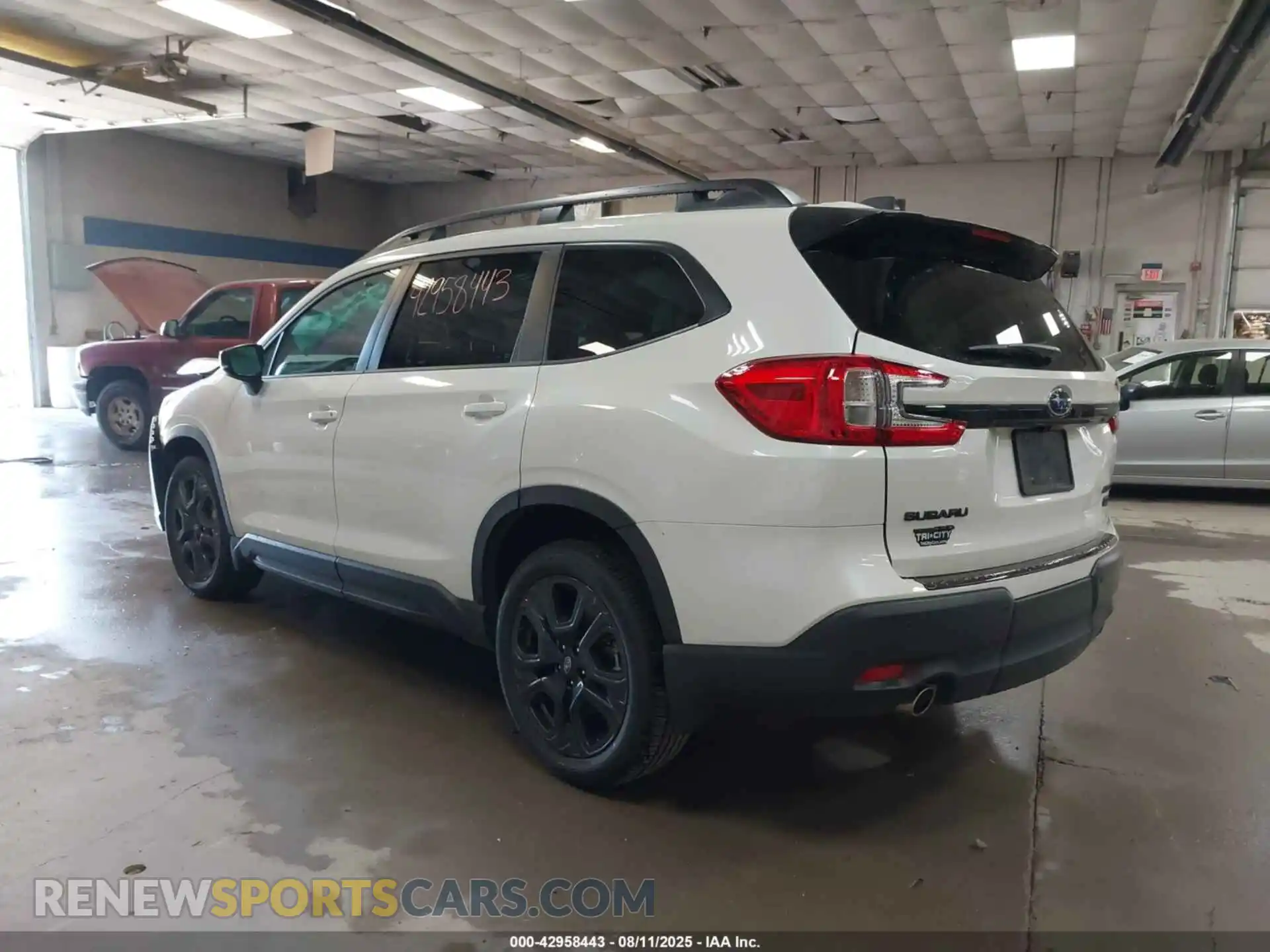 3 Photograph of a damaged car 4S4WMAFD5S3402978 SUBARU ASCENT 2025