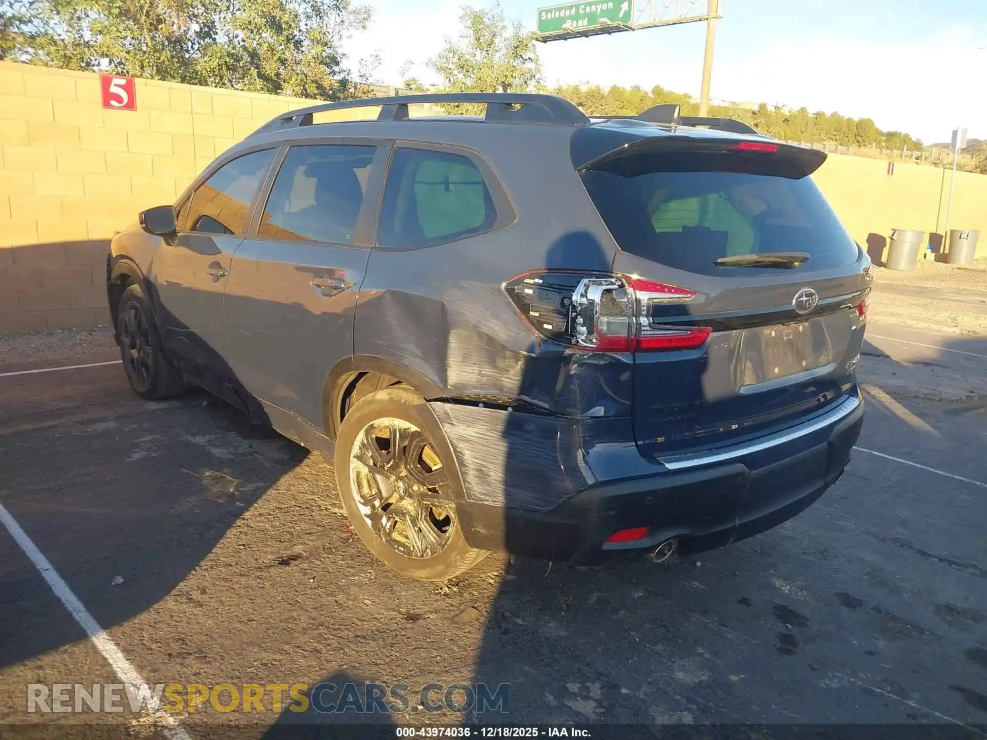 3 Фотография поврежденного автомобиля 4S4WMAFD9S3413465 SUBARU ASCENT 2025