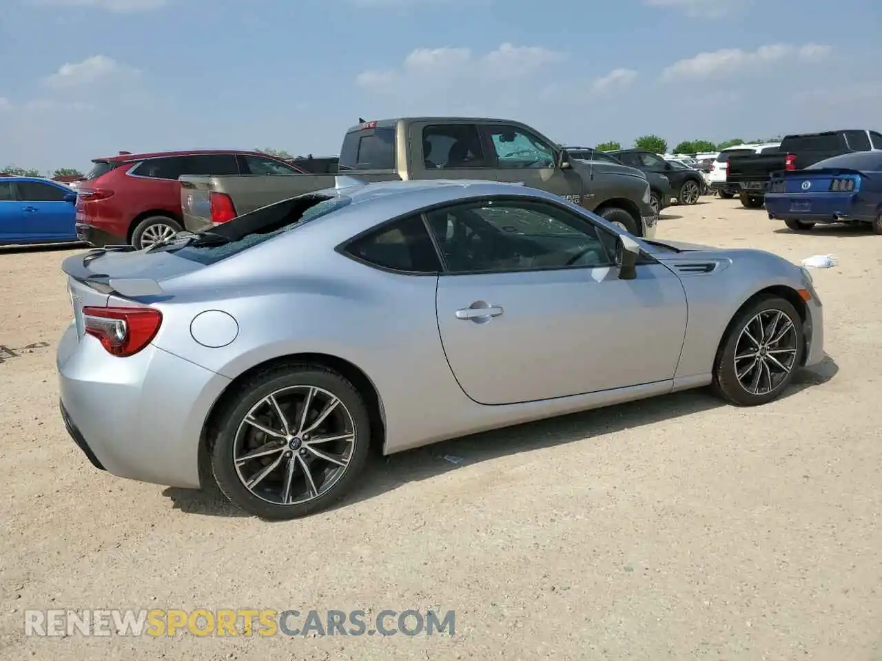 3 fotografías del automóvil dañado JF1ZCAB14K9601975 SUBARU BRZ 2019