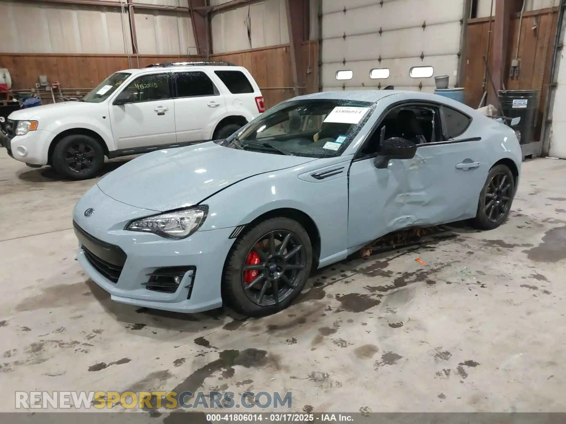 2 fotografías del automóvil dañado JF1ZCAC15K9600056 SUBARU BRZ 2019