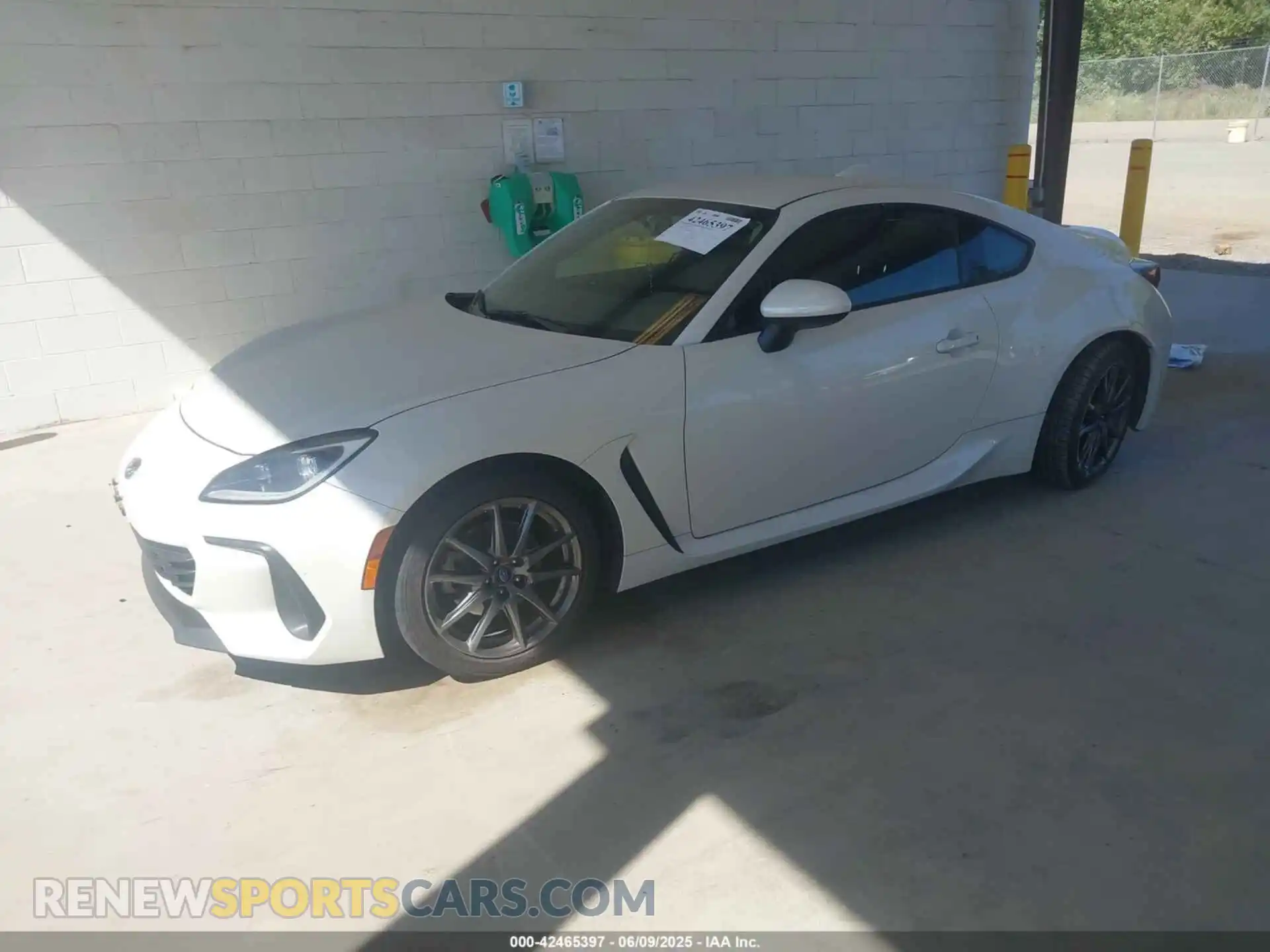 2 fotografías del automóvil dañado JF1ZDBB12N9702245 SUBARU BRZ 2022