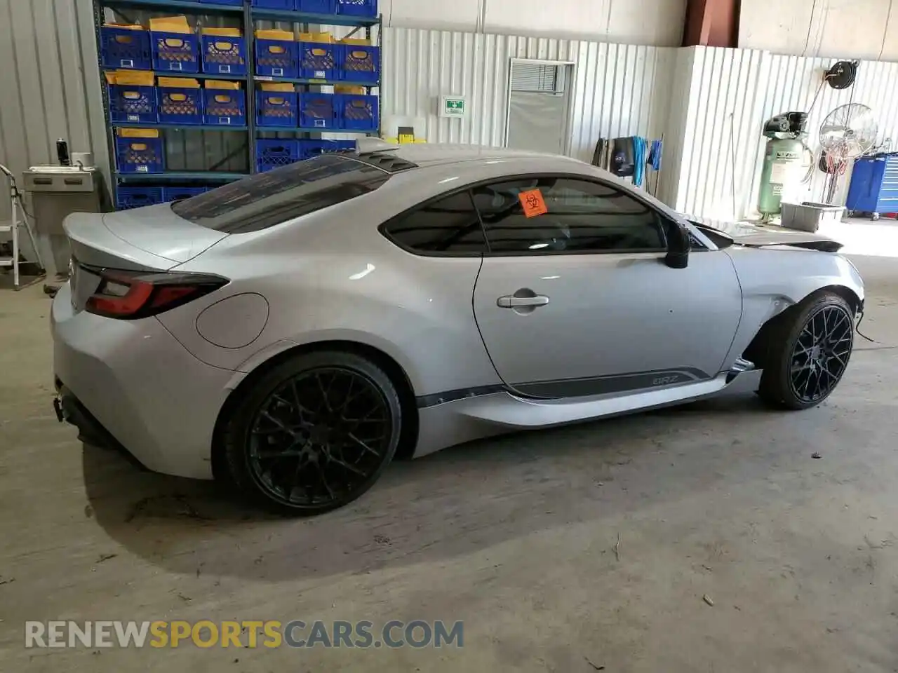 3 fotografías del automóvil dañado JF1ZDBF18N8700158 SUBARU BRZ 2022