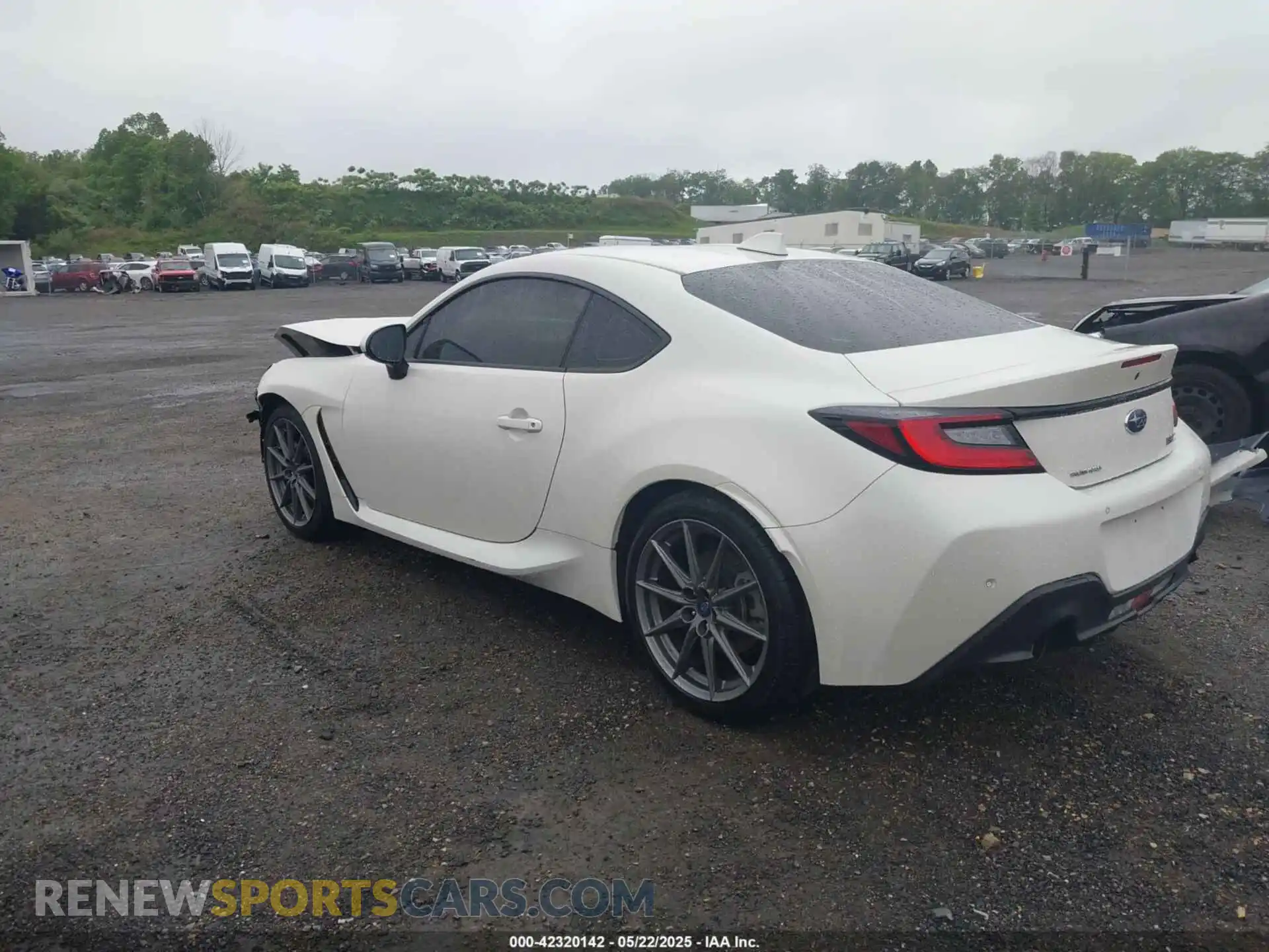 3 fotografías del automóvil dañado JF1ZDBF19N8703196 SUBARU BRZ 2022