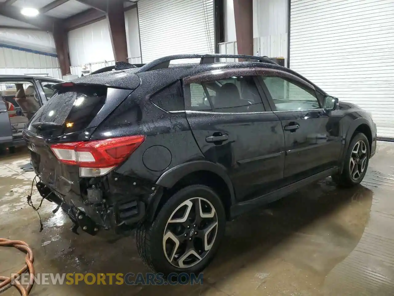3 Фотография поврежденного автомобиля JF2GTAMC8K8222811 SUBARU CROSSTREK 2019