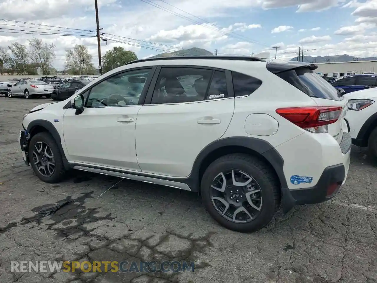2 Photograph of a damaged car JF2GTDEC5LH259641 SUBARU CROSSTREK 2020