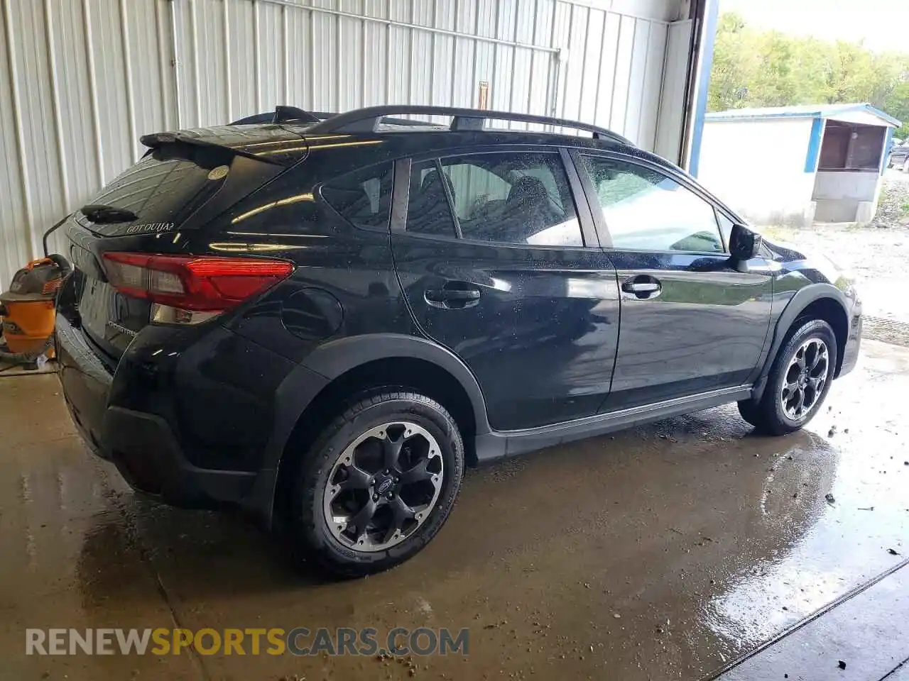 3 Фотография поврежденного автомобиля JF2GTAEC8M8333098 SUBARU CROSSTREK 2021