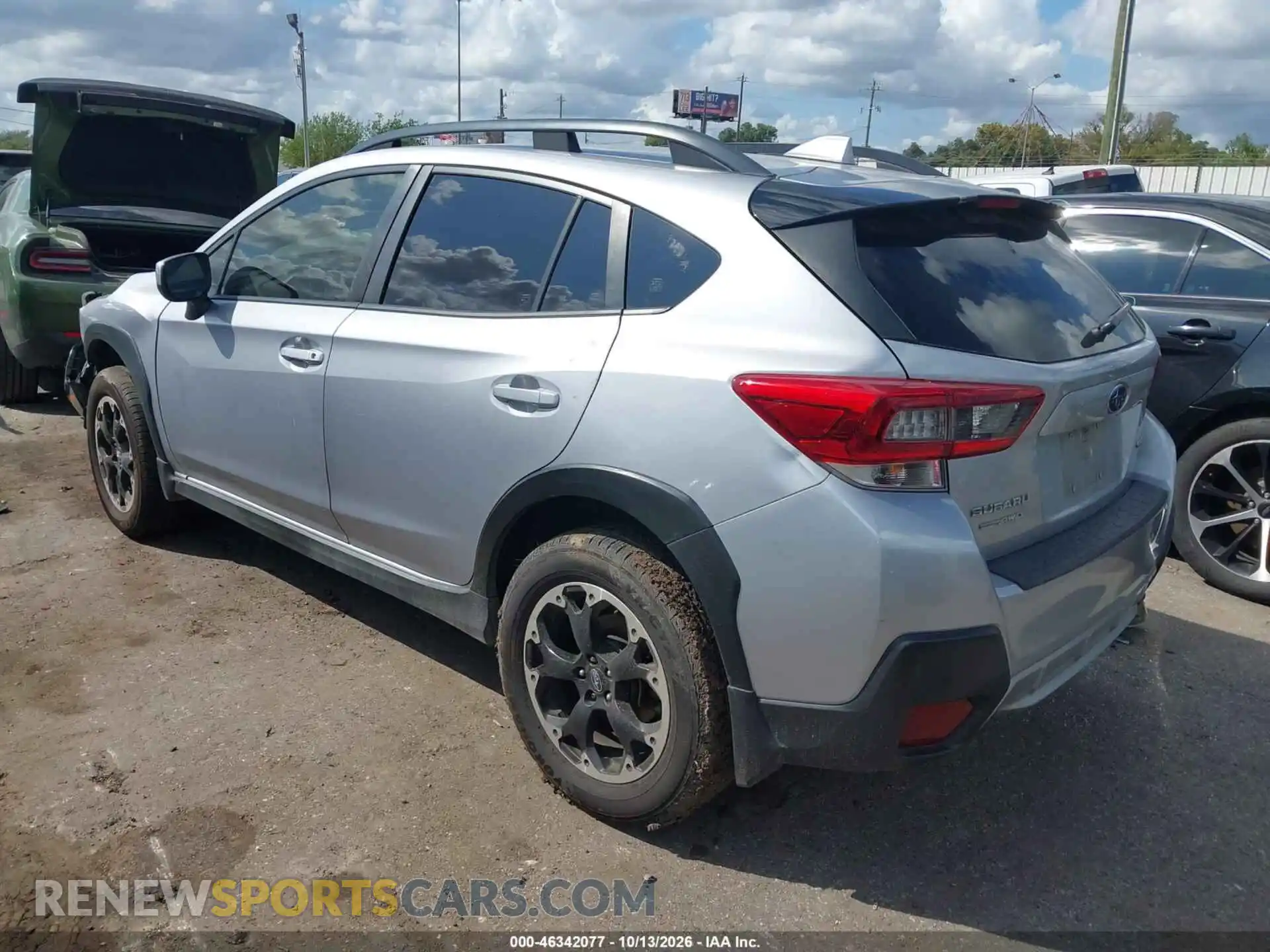 3 Фотография поврежденного автомобиля JF2GTAEC8M8397917 SUBARU CROSSTREK 2021