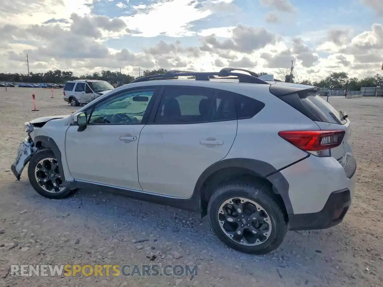 2 Photograph of a damaged car JF2GTAPC2M8385033 SUBARU CROSSTREK 2021