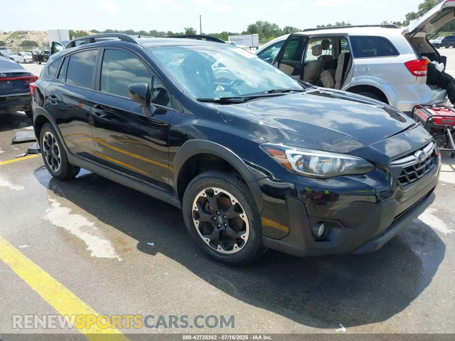 1 Photograph of a damaged car JF2GTAPC4M8677590 SUBARU CROSSTREK 2021