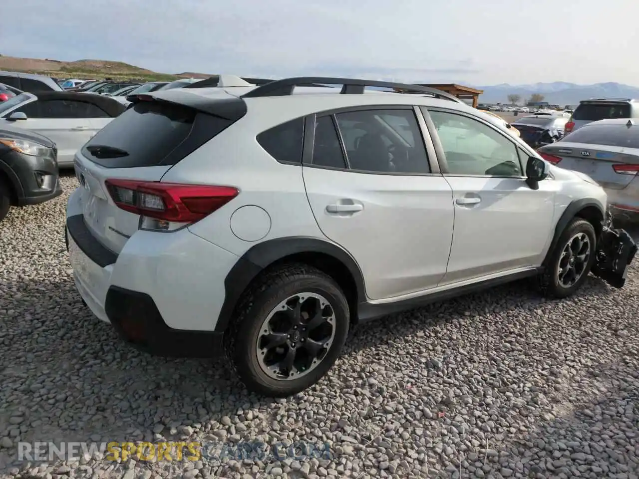 3 Photograph of a damaged car JF2GTAPC6M8362693 SUBARU CROSSTREK 2021