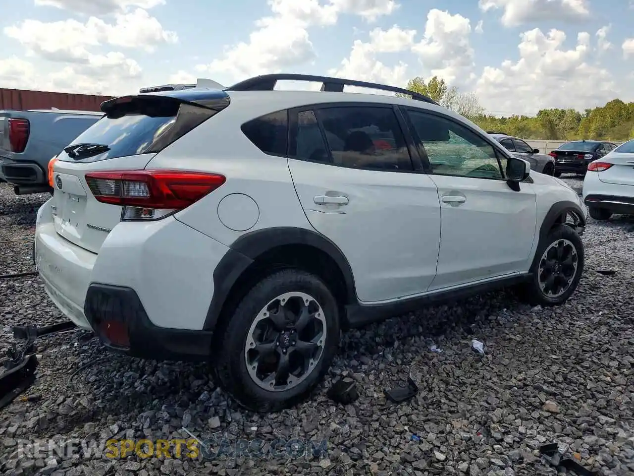 3 Фотография поврежденного автомобиля JF2GTAPC6M8370101 SUBARU CROSSTREK 2021