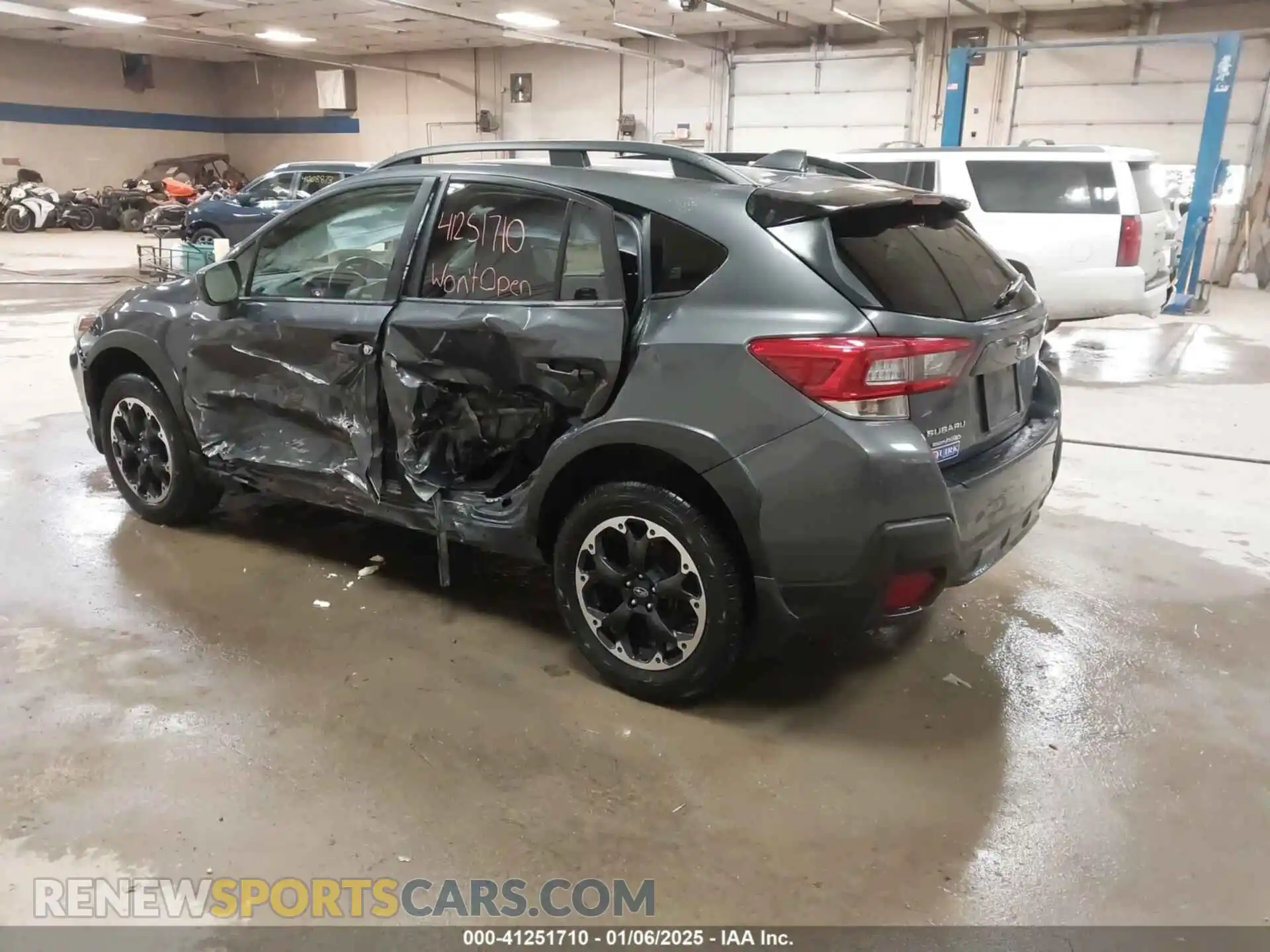 3 Photograph of a damaged car JF2GTAPC9MH392447 SUBARU CROSSTREK 2021