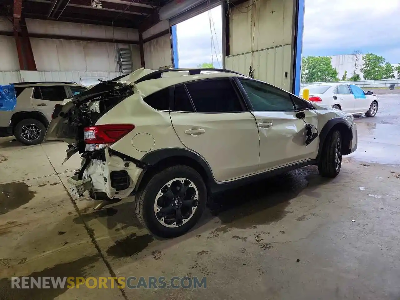 3 Photograph of a damaged car JF2GTAPCXM8311987 SUBARU CROSSTREK 2021