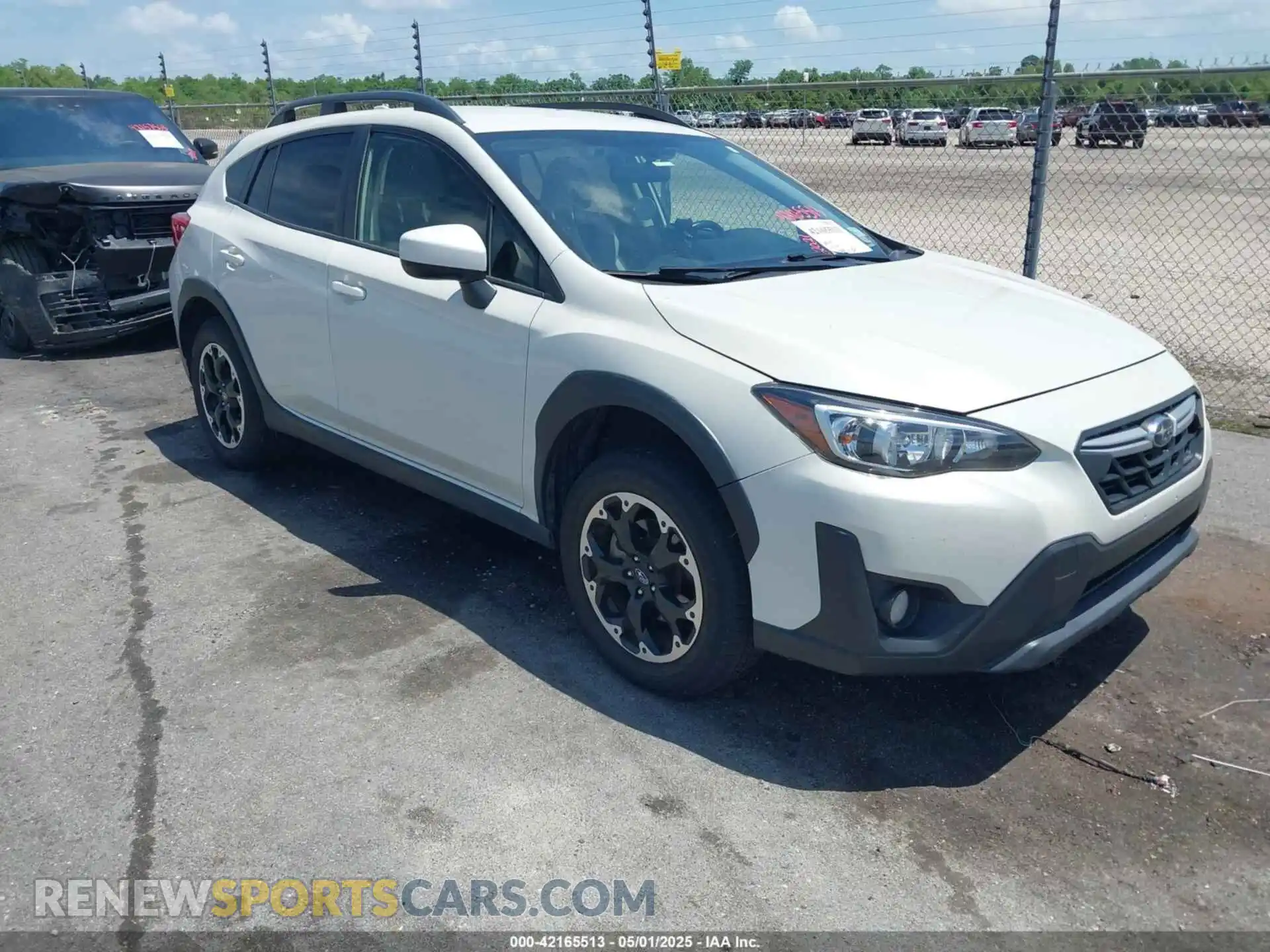 1 Photograph of a damaged car JF2GTAPCXM8333584 SUBARU CROSSTREK 2021