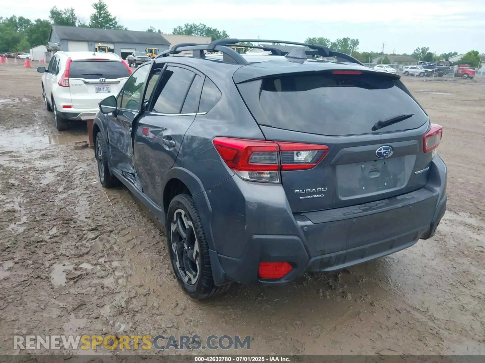 3 Photograph of a damaged car JF2GTHMC1MH667662 SUBARU CROSSTREK 2021