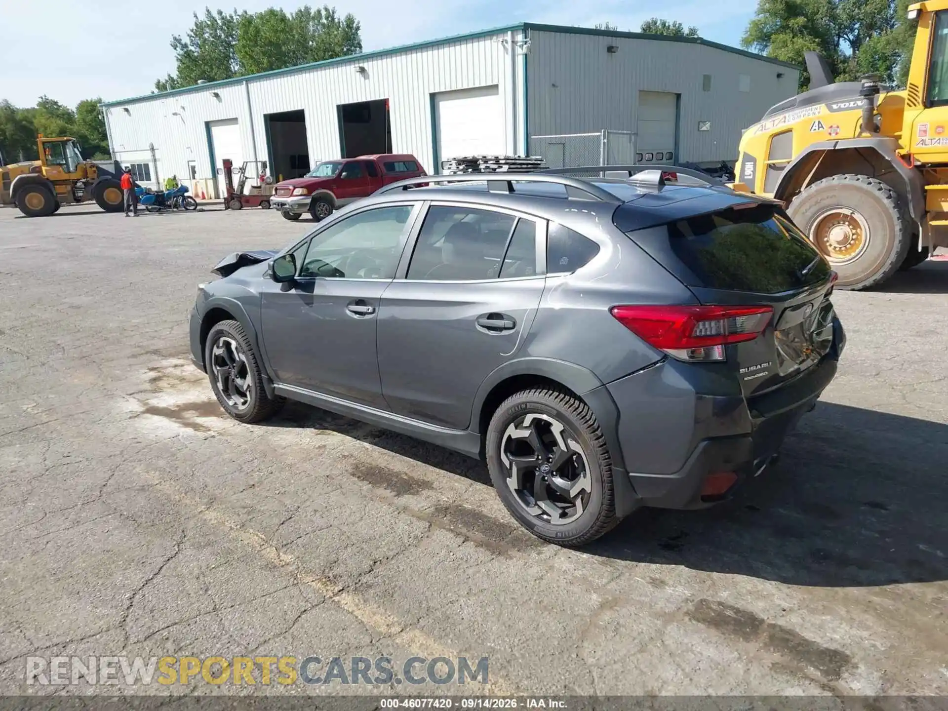 3 Фотография поврежденного автомобиля JF2GTHMC8M8372428 SUBARU CROSSTREK 2021