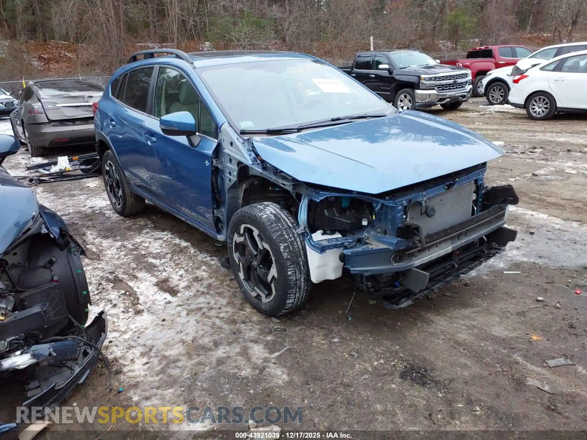 1 Photograph of a damaged car JF2GTHNC4MH685085 SUBARU CROSSTREK 2021