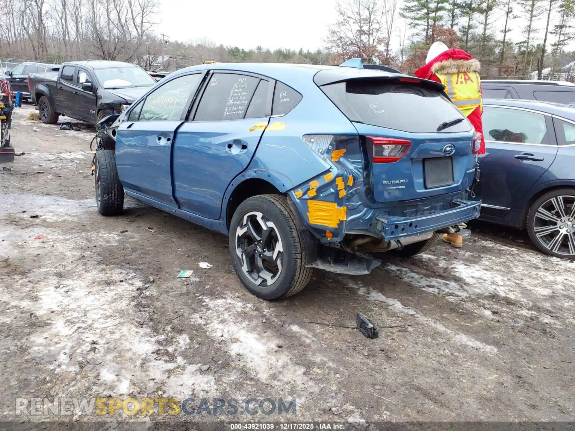3 Photograph of a damaged car JF2GTHNC4MH685085 SUBARU CROSSTREK 2021