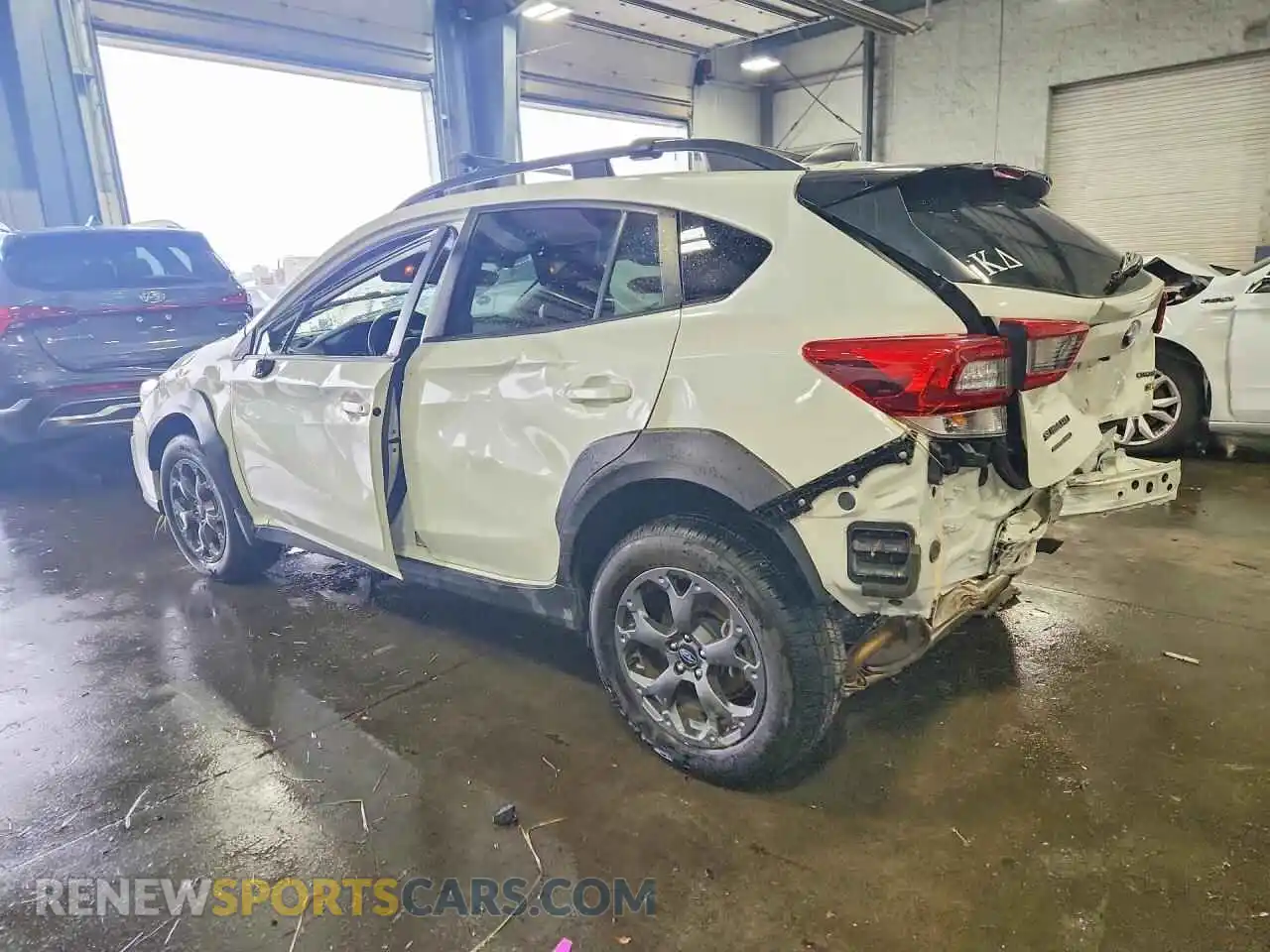 2 Photograph of a damaged car JF2GTHRC0MH228980 SUBARU CROSSTREK 2021