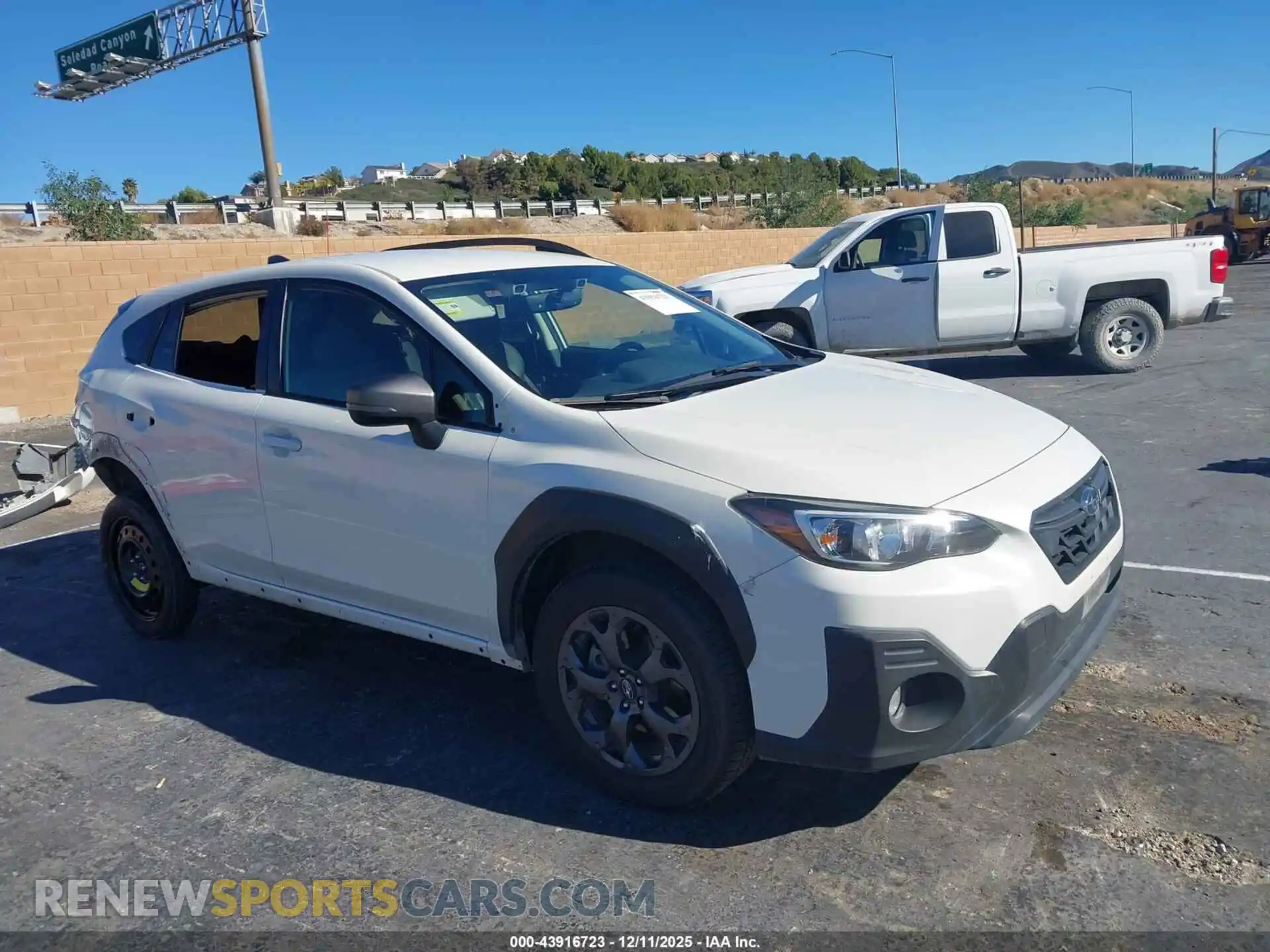 1 Photograph of a damaged car JF2GTHRC2MH266338 SUBARU CROSSTREK 2021