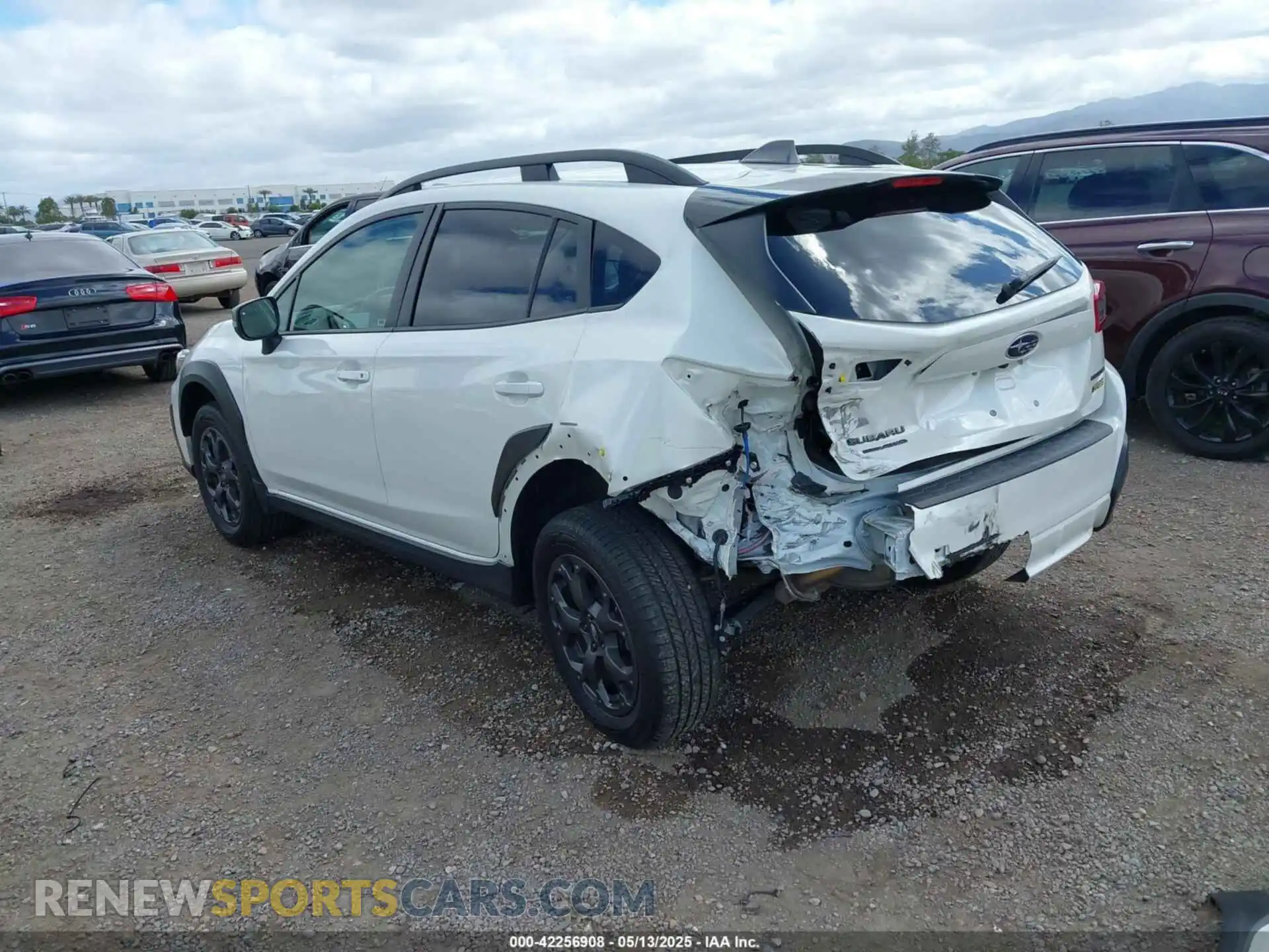 3 Photograph of a damaged car JF2GTHSC9MH373591 SUBARU CROSSTREK 2021