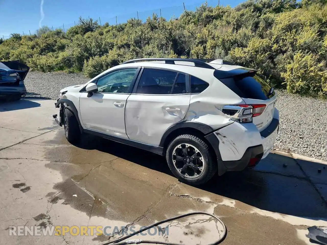 2 Photograph of a damaged car JF2GTAPC4N8277014 SUBARU CROSSTREK 2022