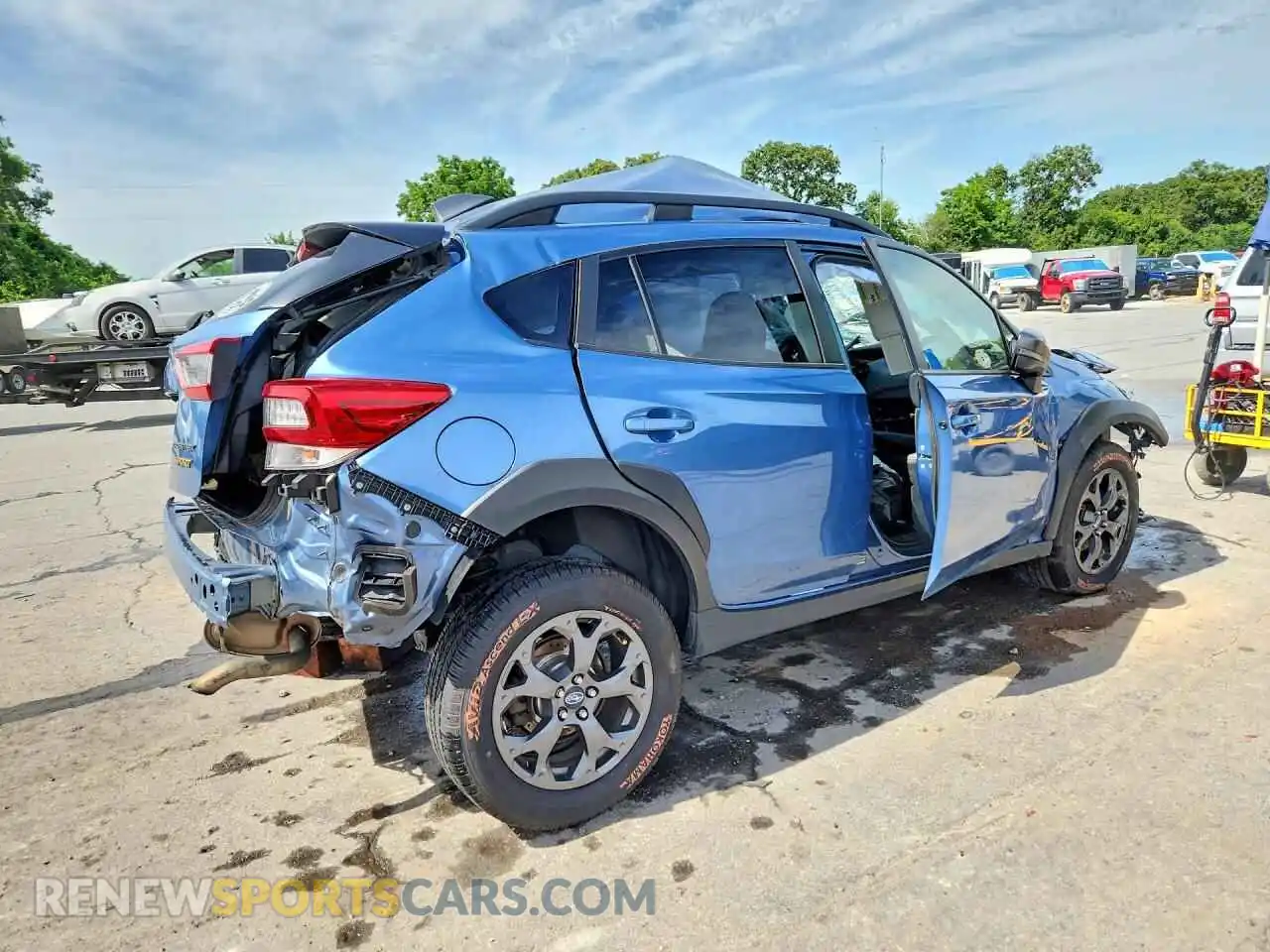 3 fotografías del automóvil dañado JF2GTHRC0NH277470 SUBARU CROSSTREK 2022
