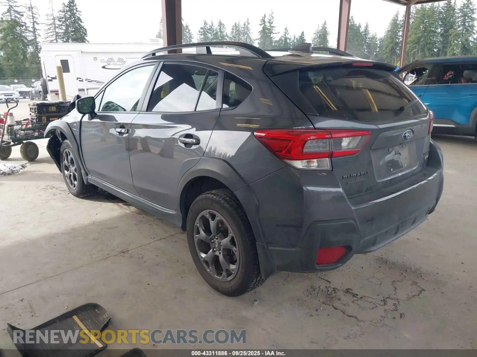 3 Photograph of a damaged car JF2GTHSC7NH284698 SUBARU CROSSTREK 2022