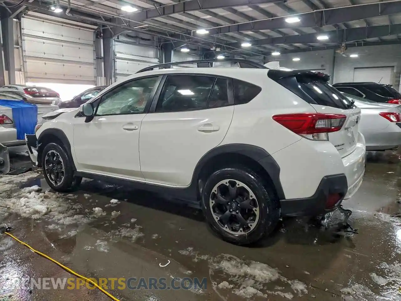2 Фотография поврежденного автомобиля JF2GTAPC3P8300463 SUBARU CROSSTREK 2023