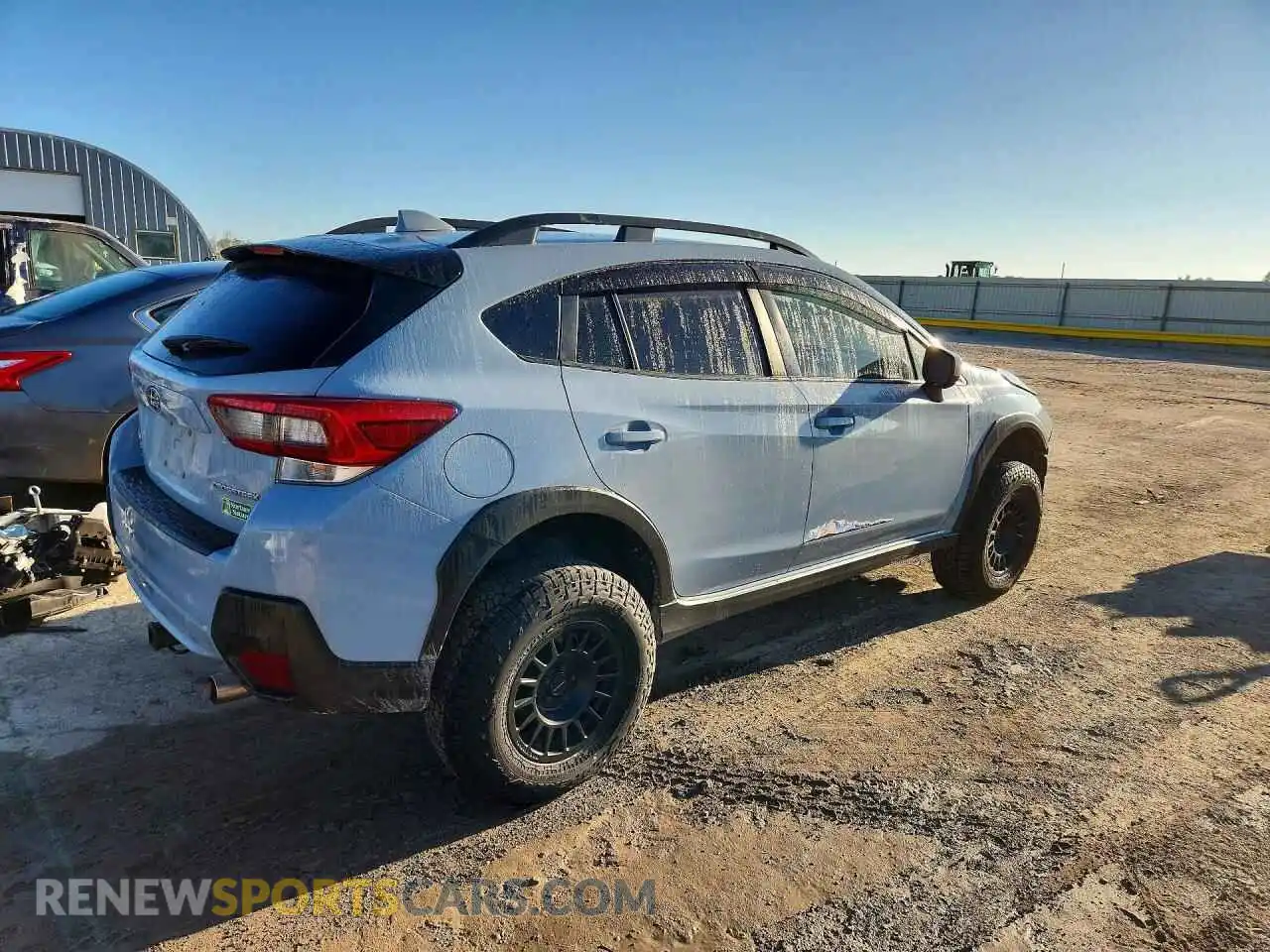 3 Фотография поврежденного автомобиля JF2GTAPC4PH242959 SUBARU CROSSTREK 2023