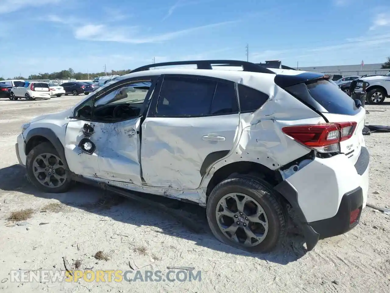 2 fotografías del automóvil dañado JF2GTHSC8PH259828 SUBARU CROSSTREK 2023