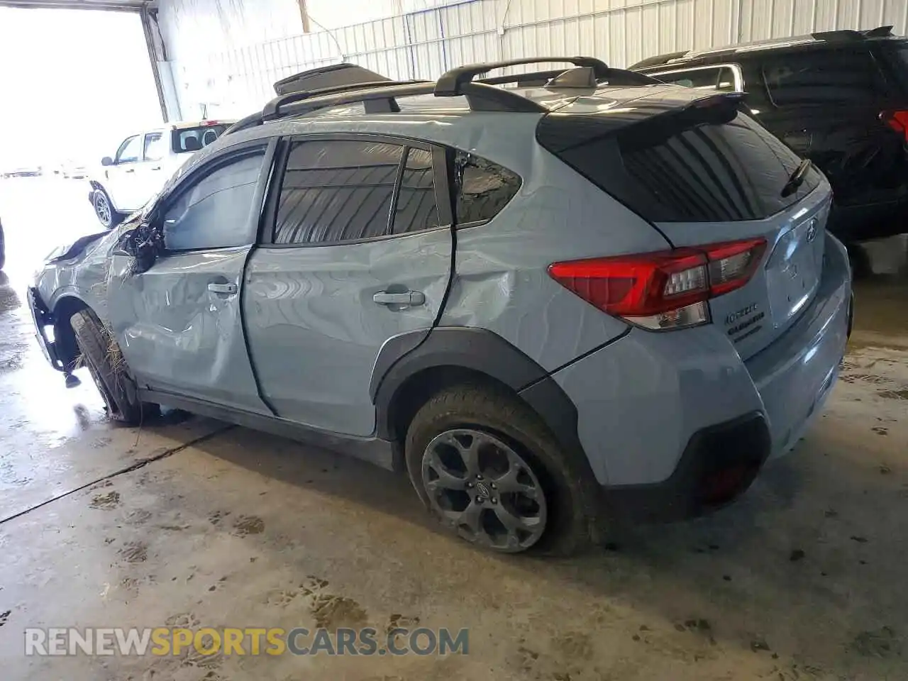 2 Фотография поврежденного автомобиля JF2GTHSC8PH270909 SUBARU CROSSTREK 2023