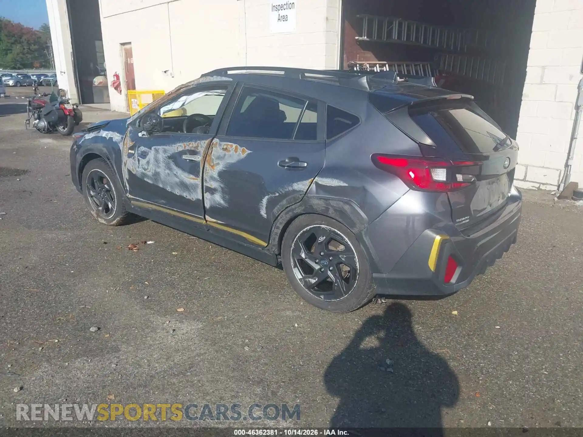 3 Photograph of a damaged car 4S4GUHF66R3775813 SUBARU CROSSTREK 2024