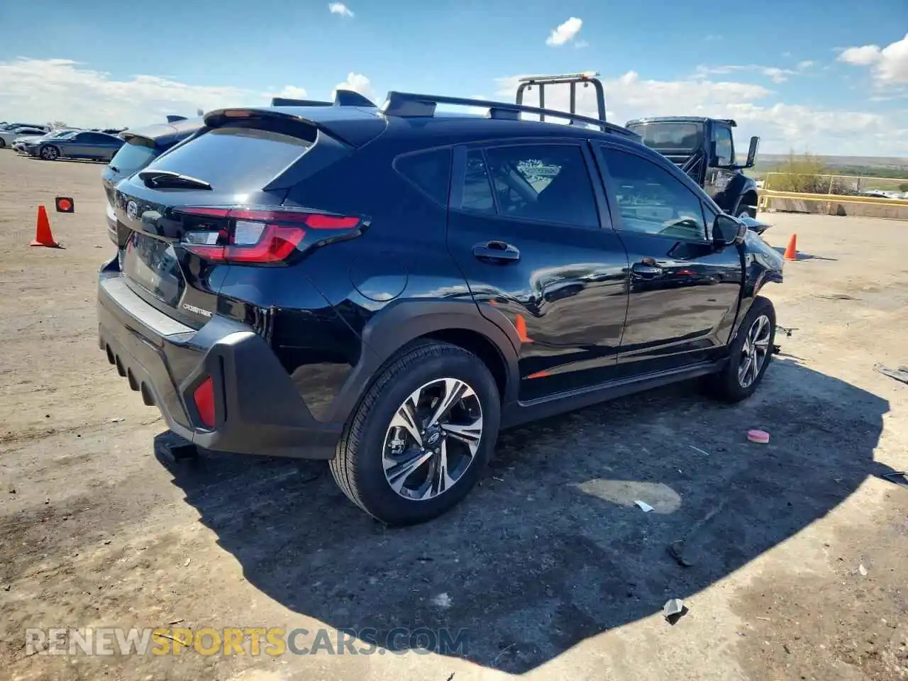 3 Фотография поврежденного автомобиля JF2GUADC7R8253393 SUBARU CROSSTREK 2024