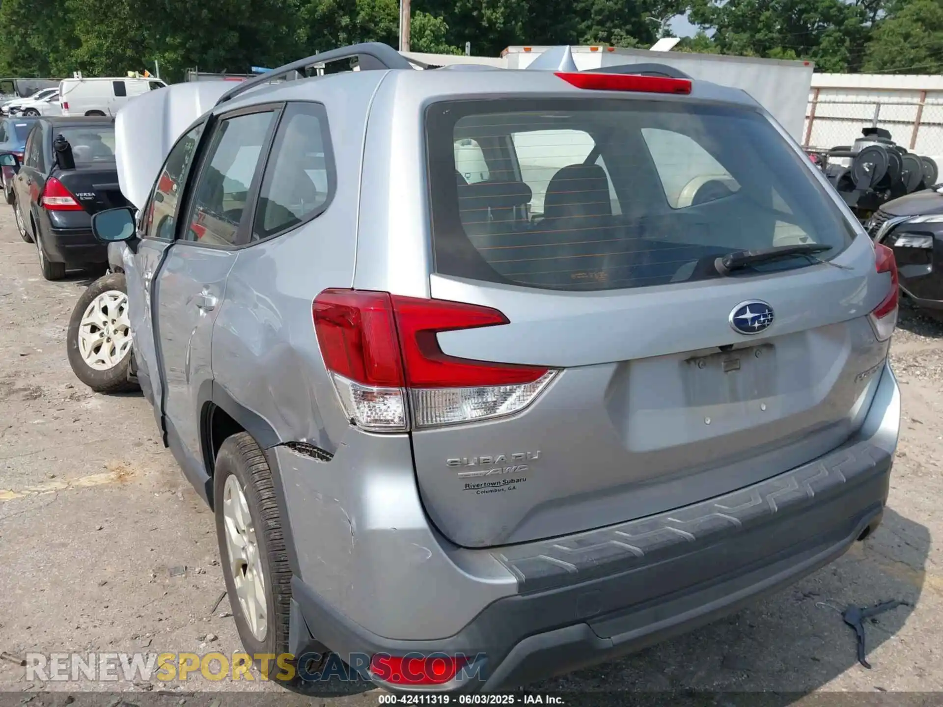 3 Photograph of a damaged car JF2SKACC8KH443095 SUBARU FORESTER 2019