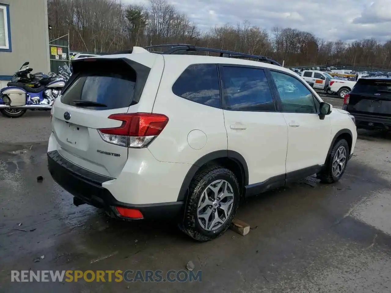 3 Photograph of a damaged car JF2SKAEC3KH459329 SUBARU FORESTER 2019