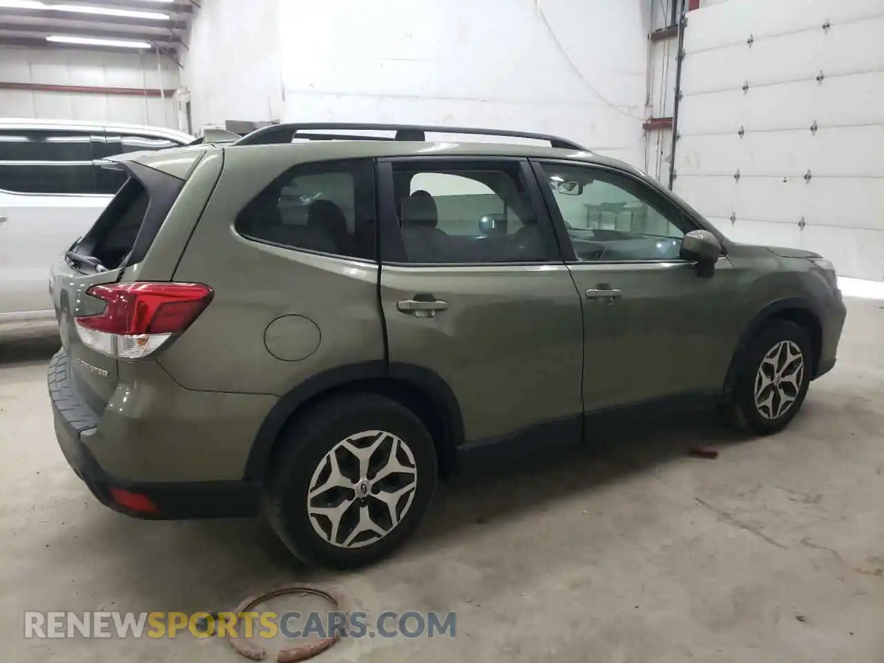 3 Photograph of a damaged car JF2SKAEC4KH572772 SUBARU FORESTER 2019