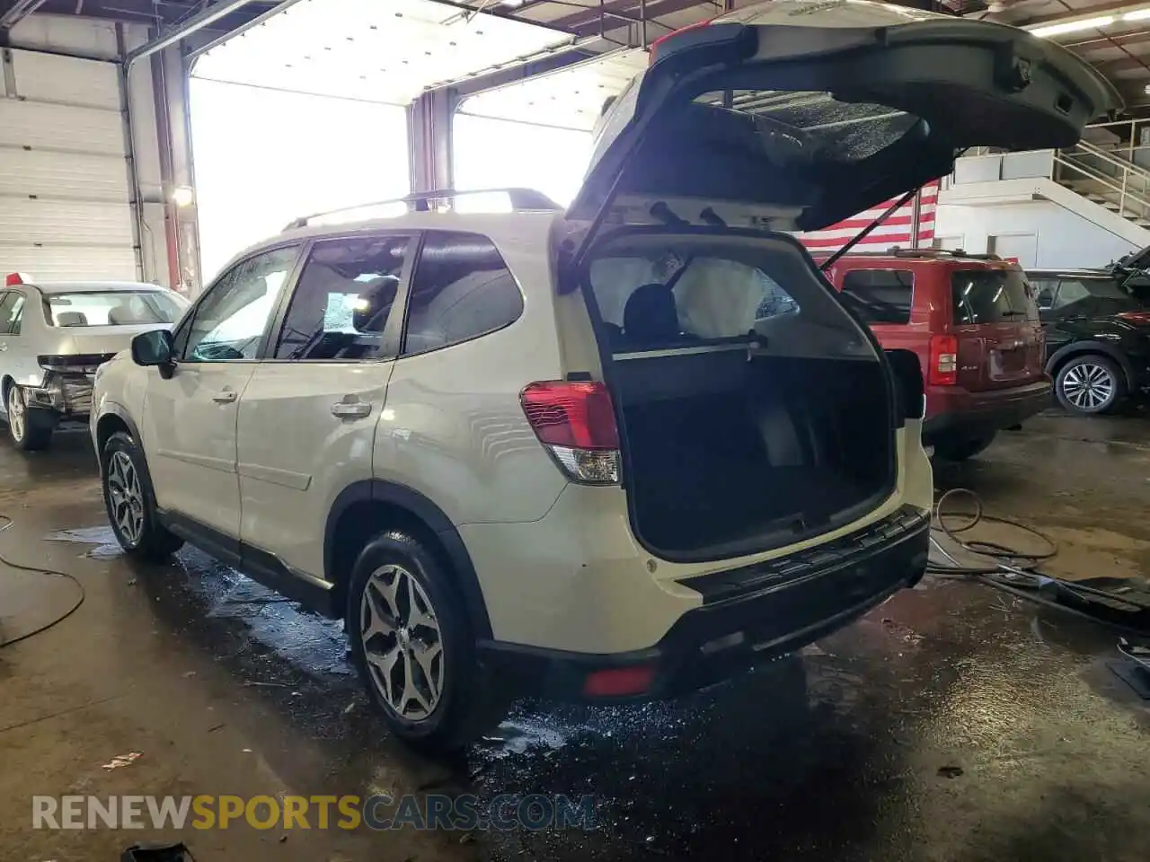 2 fotografías del automóvil dañado JF2SKAGC0KH515224 SUBARU FORESTER 2019